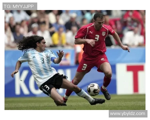 顶级足球球星模型收藏大赏 玩转全球经典球员的魅力与传奇 顶级足球球星模型收藏大赏 玩转全球经典球员的魅力与传奇